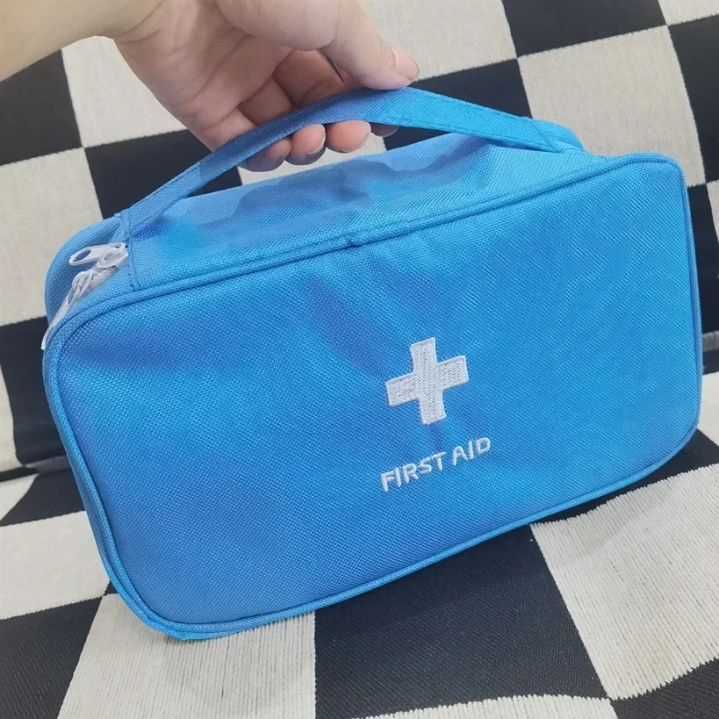 Fashion Travel Portable Medical Kit 4