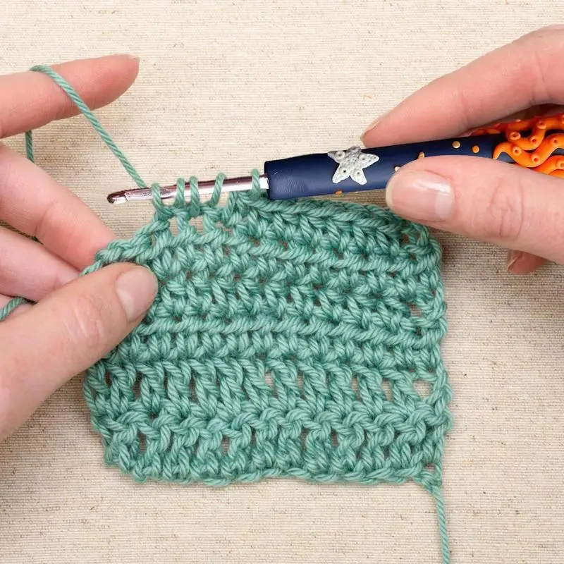Ergonomic Soft Grip Crochet Hooks Set