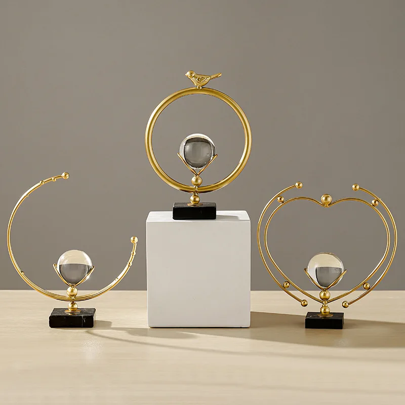 

New Creative European Light Luxury Crystal Ball Metal Crafts Animal Decoration Home Office Desktop Living Room Wine Cabinet Gift