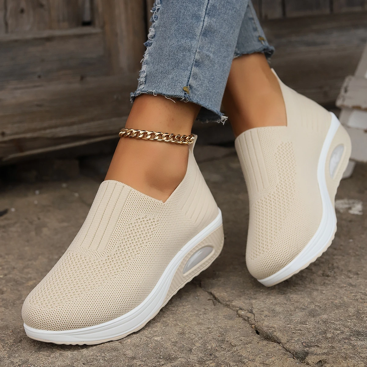 

2024Summe women's fashion vulcanized shoes platform solid color flat women's shoes casual breathable wedge heel walking sneakers