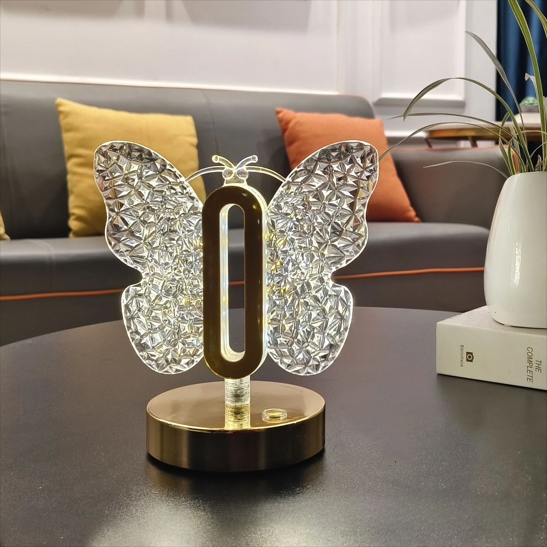 Popular Butterfly Atmosphere Lamp, Creative Table Lamp, Bedroom Desktop Night Light, 3-color Charging Stepless Dimming