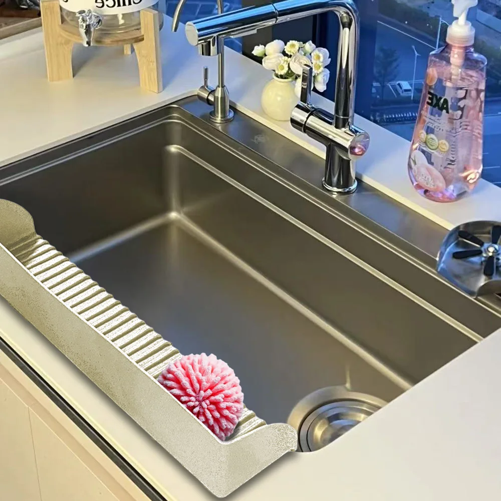A Bathtub And和水槽 Splash-Proof Cover-Silicone Bathtub Splash-Proof Holder, Tray Holder, Cover with 4 Suction Cups, Silicone Water Shield