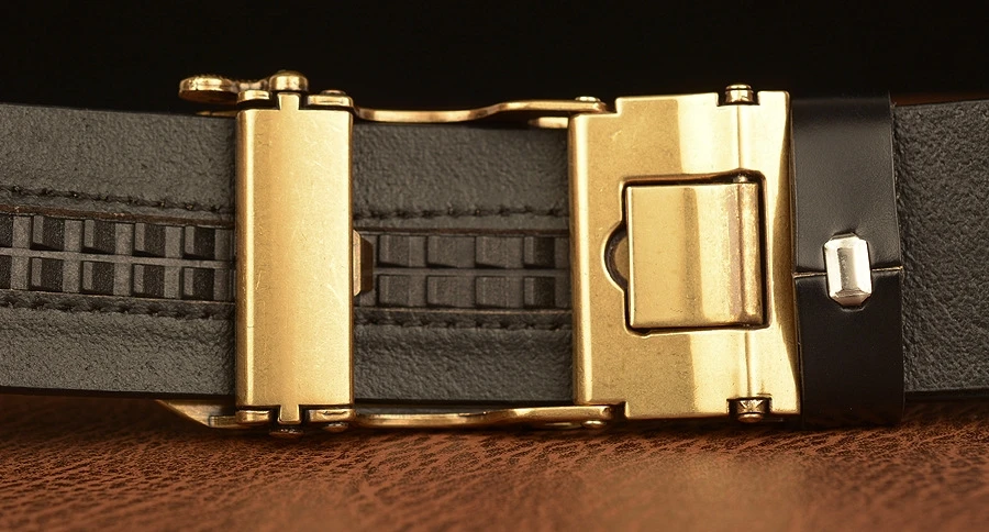 Luxuriöser Marineblauer Metallgürtel mit Automatikschnalle aus Rindsleder, Klassischer Retro-Echtledergürtel für Herren, Business-Jeans-Taillengürtel – Detail 3