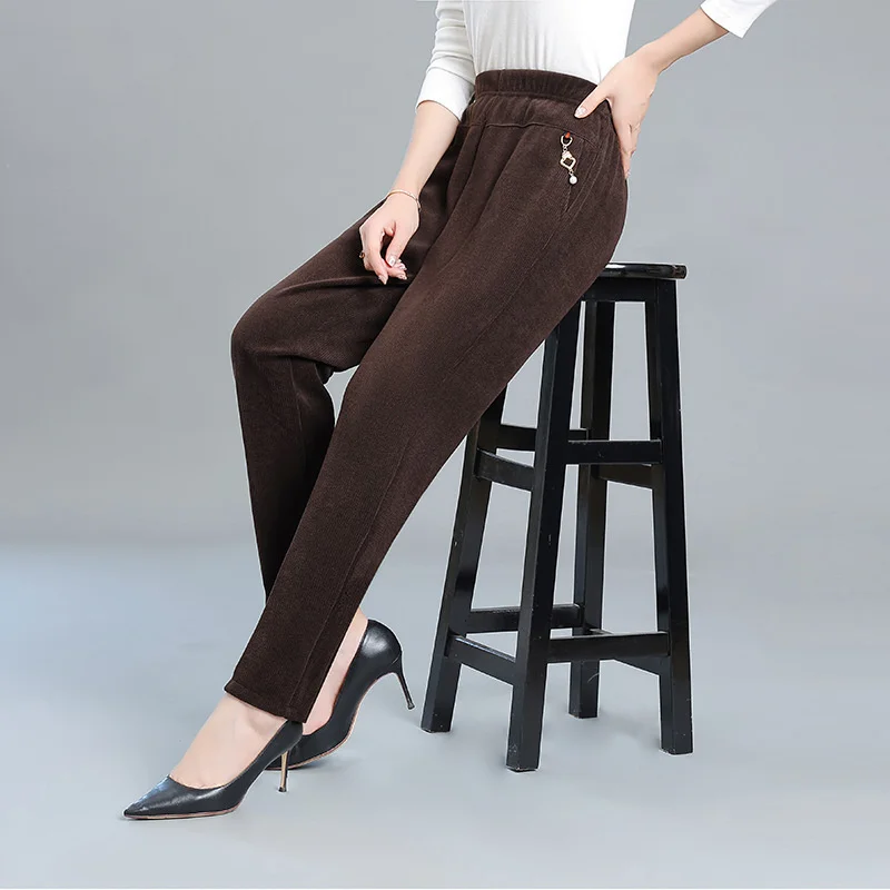 Pantaloni dritti in velluto a coste di alta qualità donna autunno inverno Oversize 8XL pantaloni madre in pile Thicke pantaloni Casual caldi femminili nuovi 5