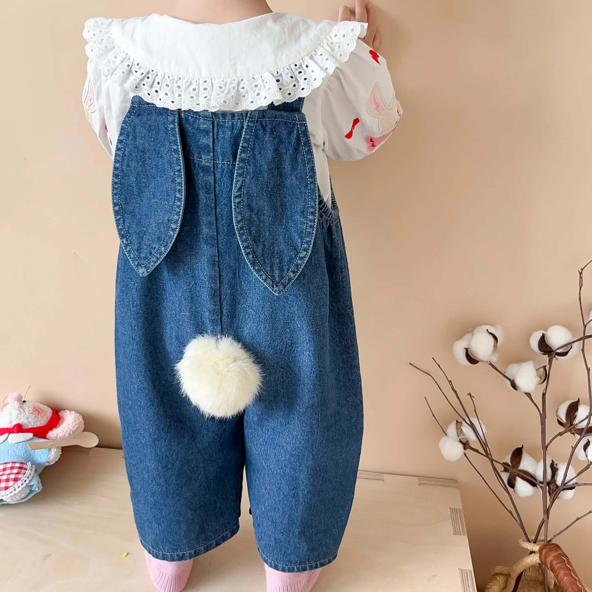 Cute Baby Girls Overalls 0-24 Months Kid Bunny Ear Ball Loose Denim Jumpsuit Suspender Pants Jeans Outwear Spring Autumn Clothes