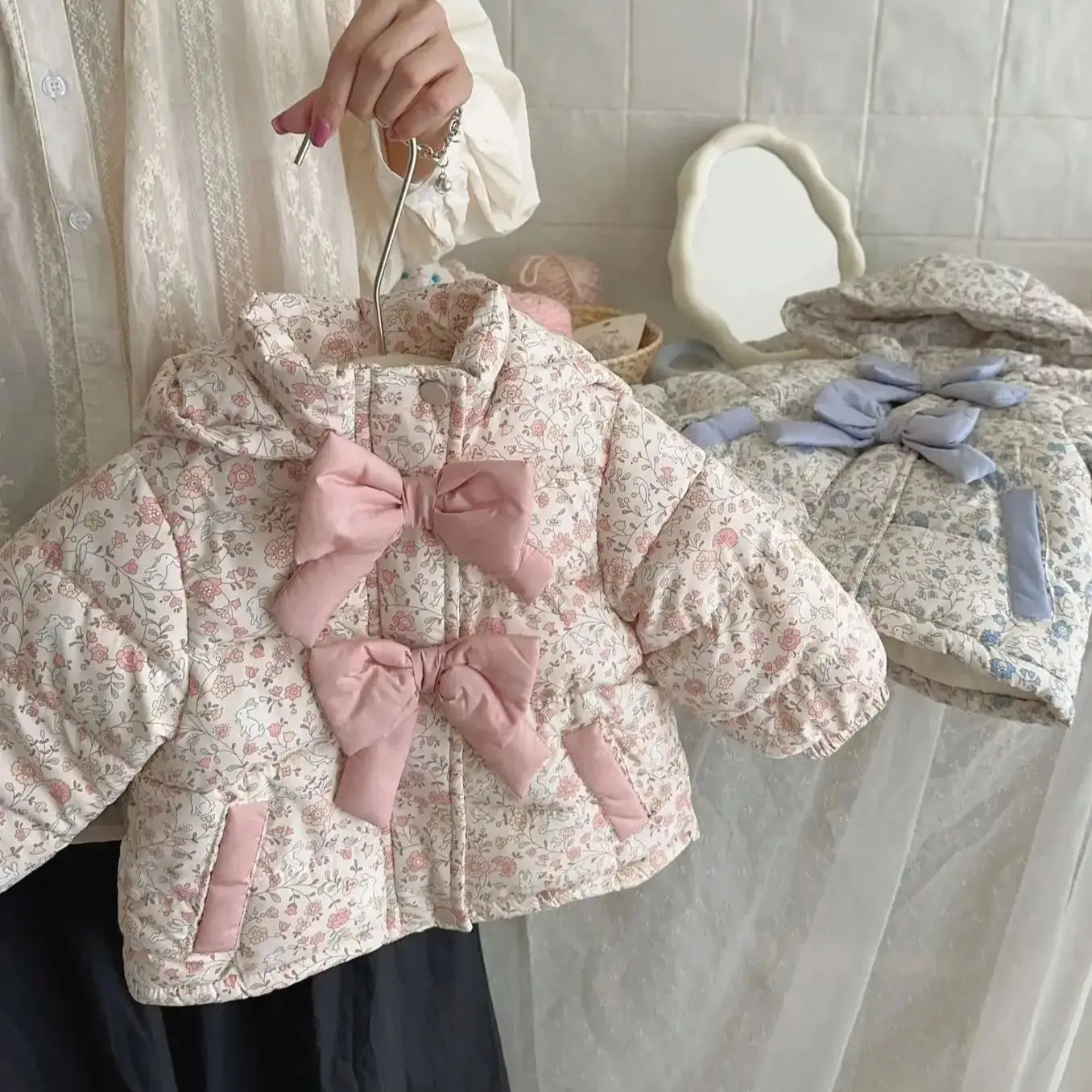 Children Jackets Girls Coat Cute Baby Girls Floral Print Cotton Padded Coat Winter Thick Warm Bow Hooded Coat Toddler Girls Quilted Jacket Outerwear
