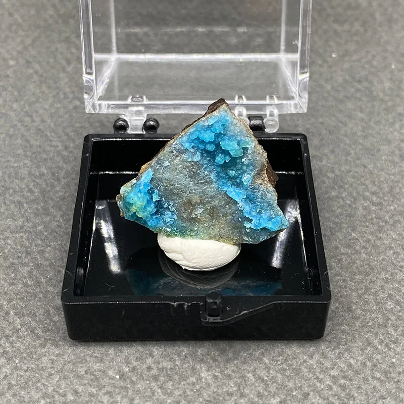 100%  Natural Allophane Mineral Specimens Stones and Crystals Healing Crystal   +Box size:35*35*35 mm