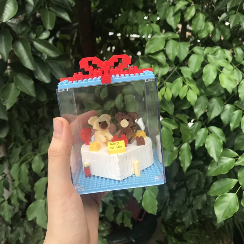 

Mini Blocks Cartoon Building Toy merry go round Game Model Cake CATCHER Building Bricks Brinquedos for Kids educational toy