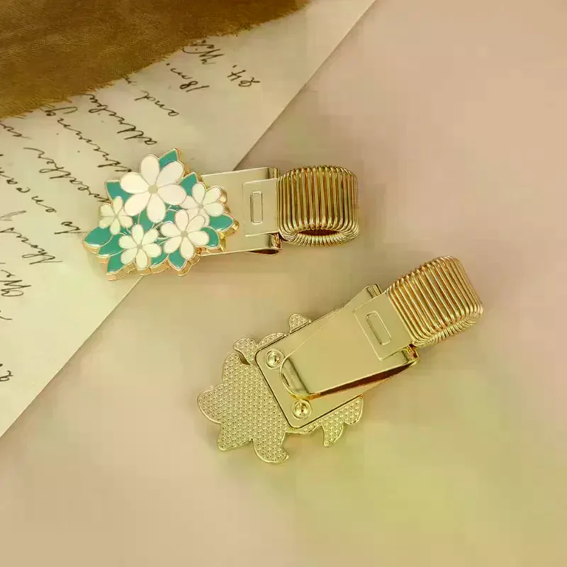 한 개의 꽃을 테마로 한 금속 펜 클립, 창의적인 복고풍 스프링 펜 클립, 학생용 펜 클립, 노트북 및 학교 용품에 적합