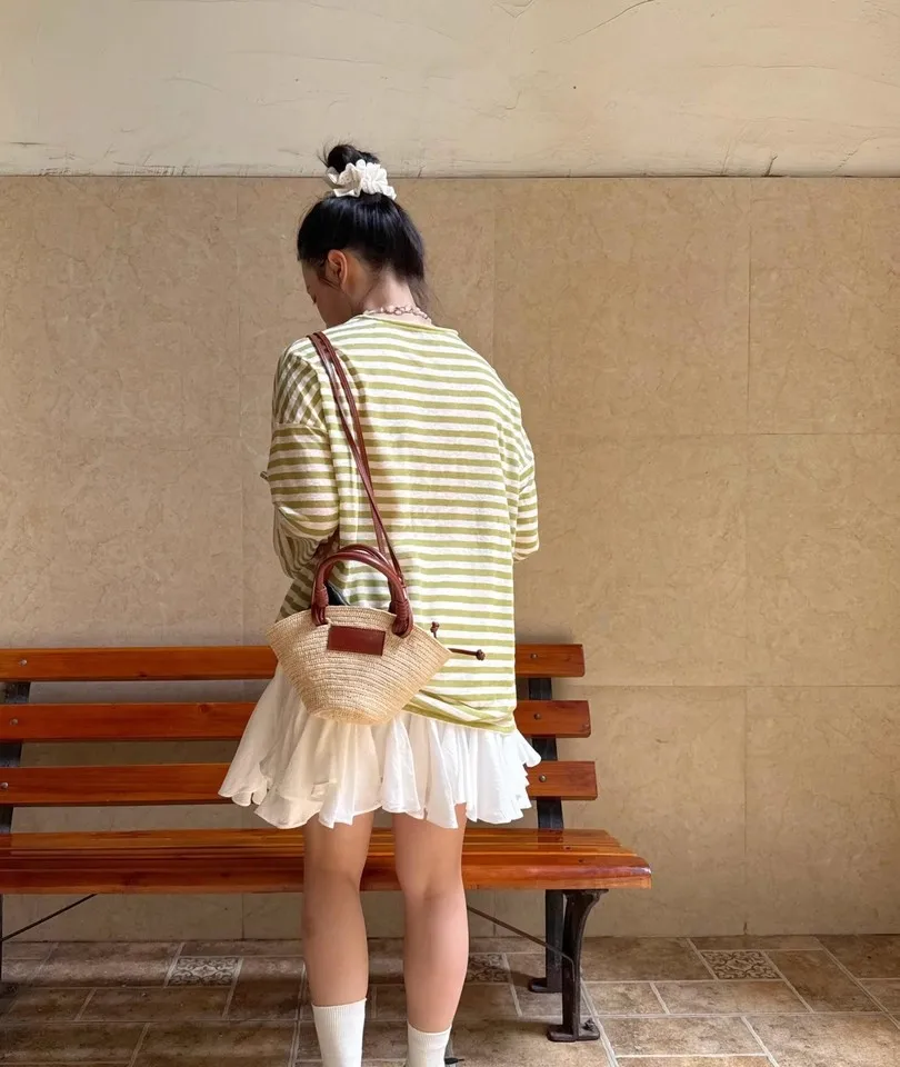 Vintage Style Straw Baskets Bag Raffia Circle Rattan Material Woven Shoulder Bag Handmade Woven small Beach Bag