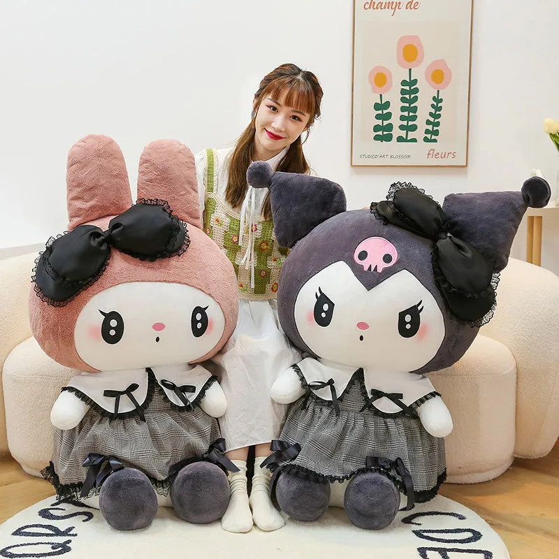 

Черная плюшевая кукла Kuromi Mymelody Sanrio, милая мультяшная подушка для дивана, подушка, темная Готическая кружевная игрушка, подарок на день рождения для девочек