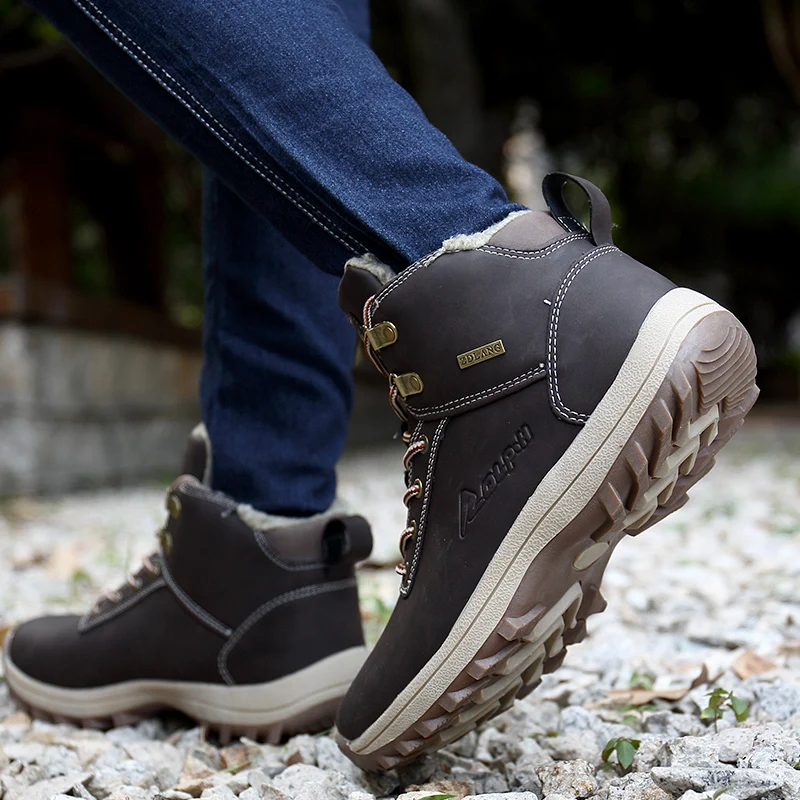 Fashion Leather Men Boots Comfortable Men Shoes Waterproof Ankle Boots Short Plush Winter Warm Work Shoes Big Size 39~48