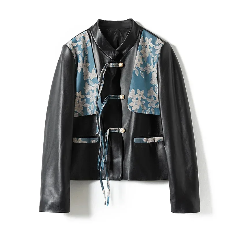 thumbnail image 1 of Chaqueta de piel auténtica con diseño de jacquard y puntada para mujer, primavera y otoño de 2024, abrigo corto de piel de oveja natural con diseño de botones de perlas y borlas, 1 of 5