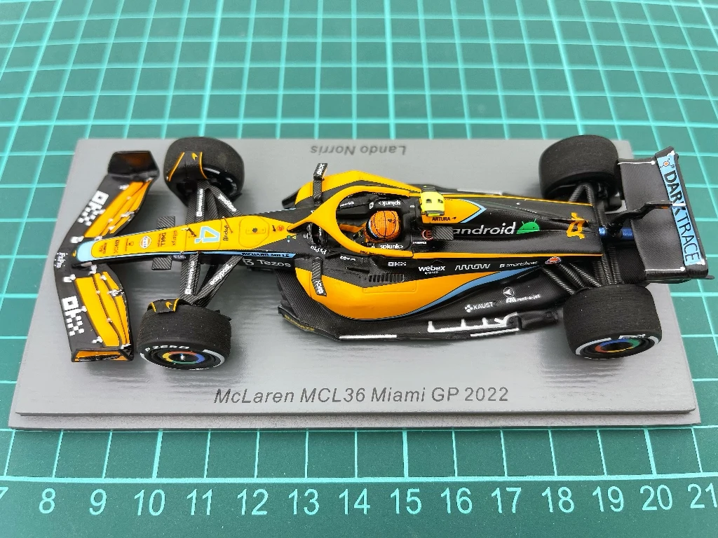 

Модель автомобиля металлическая статическая из смолы, 1:43, F1, MCL36, 2022