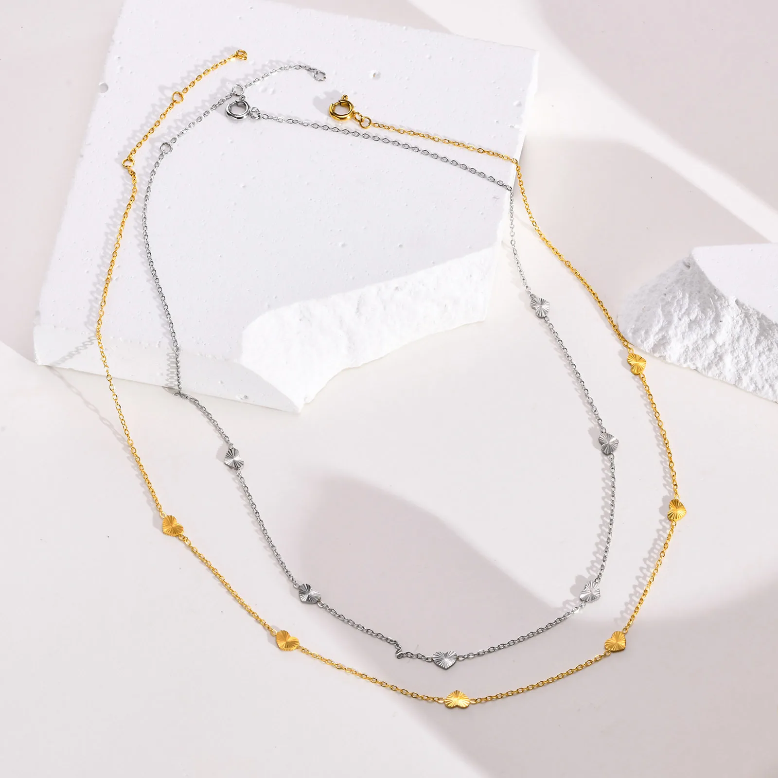 Juliana Linhares (@xulianalinhares) • Facebook, image size:1600x1600