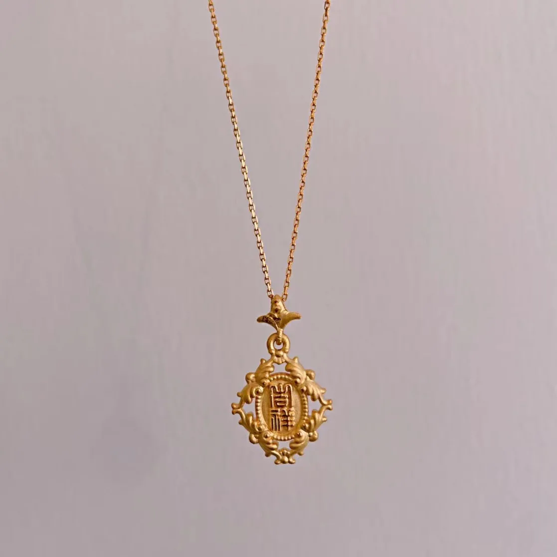 Jewelry Mirror Moon Rabbit Ancient Style Necklace with Female Gold Color Design High End Rabbit Life Year Collar Chain Jewelry