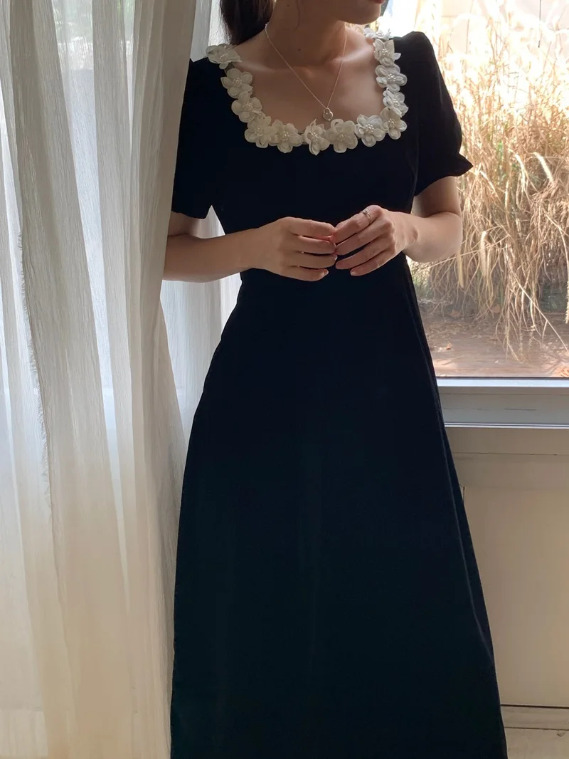 Autumn French Vintage Black Velvet Midi Dresses for Women Puff Sleeves Square Collar A-line Korean Fashion Vestido Mujer New