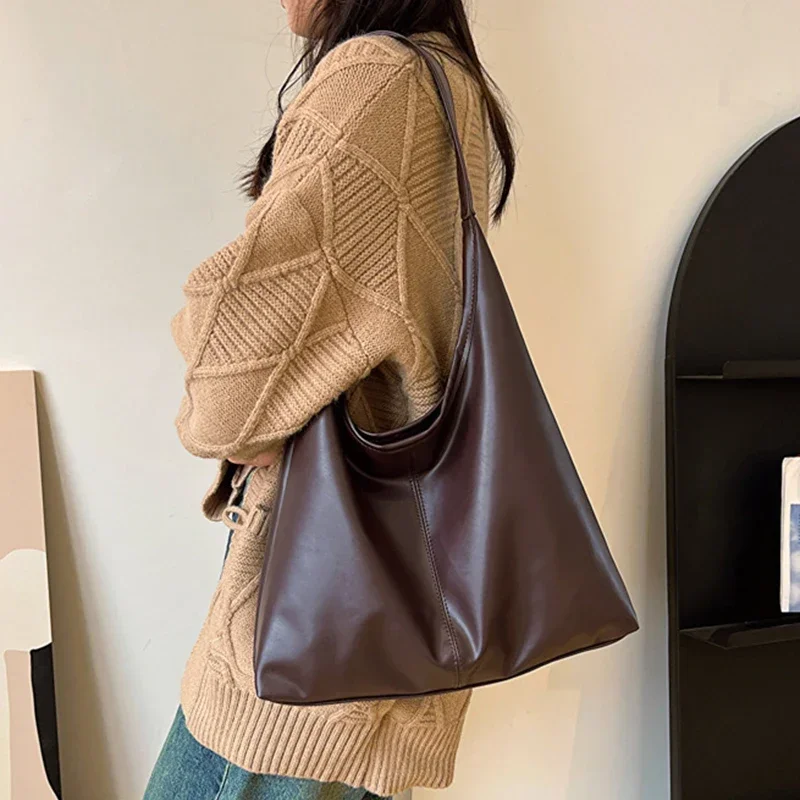 Vintage Chic Leather Tote Bag - Large Capacity Shoulder Handbag