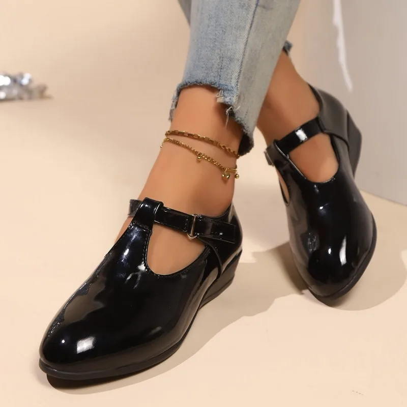 2025 Fashion Ladies Shoes Shallow Women's High Heels New Best Seller Outdoor Slip-Resistant Casual Plus Size Solid Heels Women 4