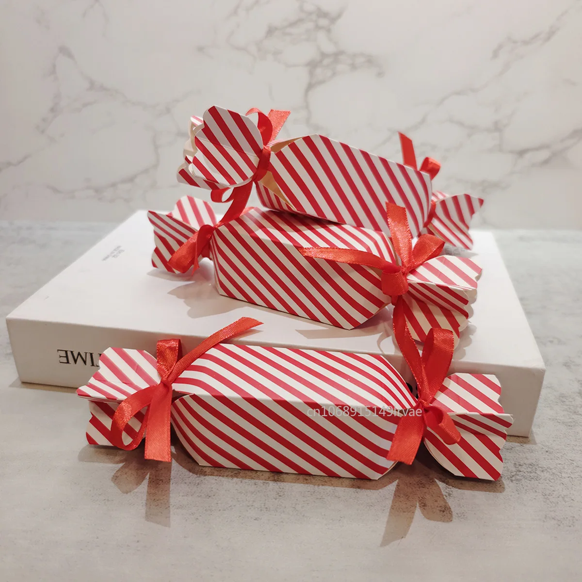 10pcs Candy Box For Christmas With Ribbons DIY Sweets Chocolate Cookies Decoration Party Gift Xmas Wedding Paper Packaging Boxes