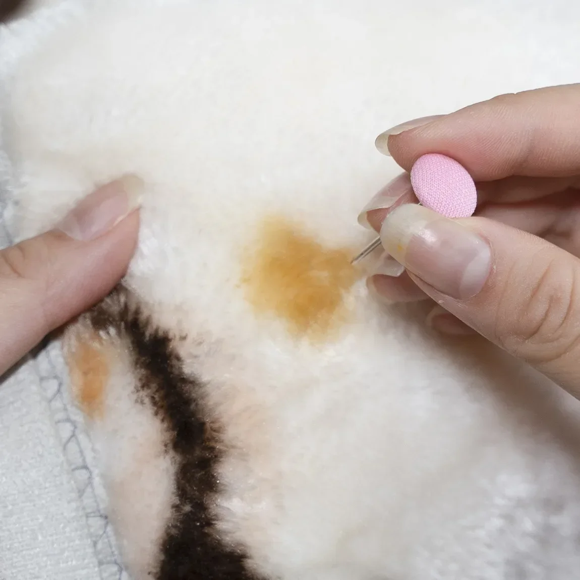 Holder Clothes Pegs Home. Laundry Tongs Fixing Beach Towel Clips Clothespin Quilt Dirty Laundry Basket Mattress Cover Bed Buckle