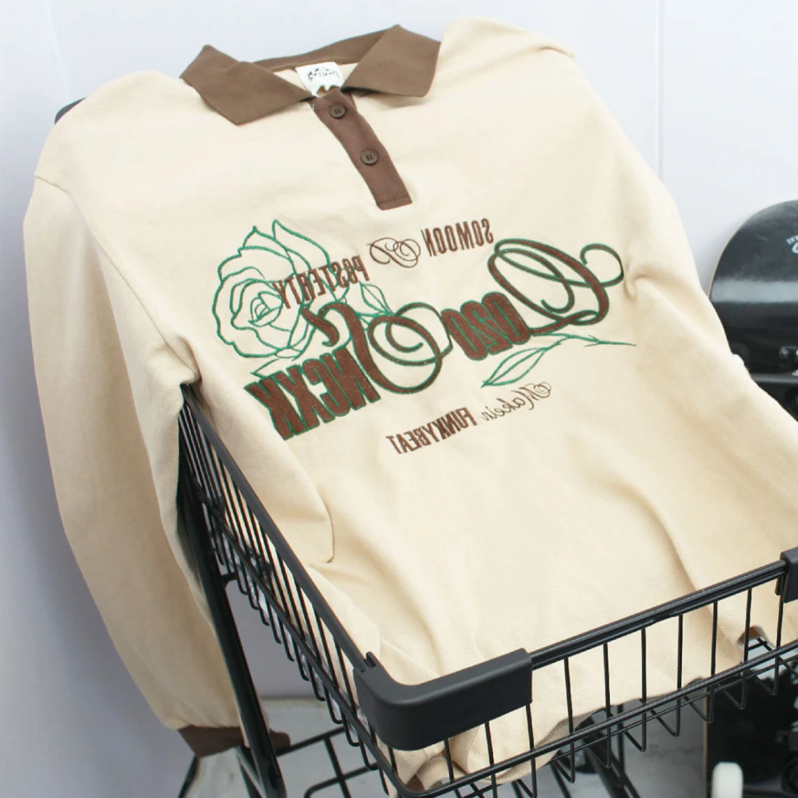 

Embroidery Rose Retro Sweatshirt Women Classic Elegant Streetwear Turn-down Collar POLO Shirt Loose Casual Autumn Winter Clothes