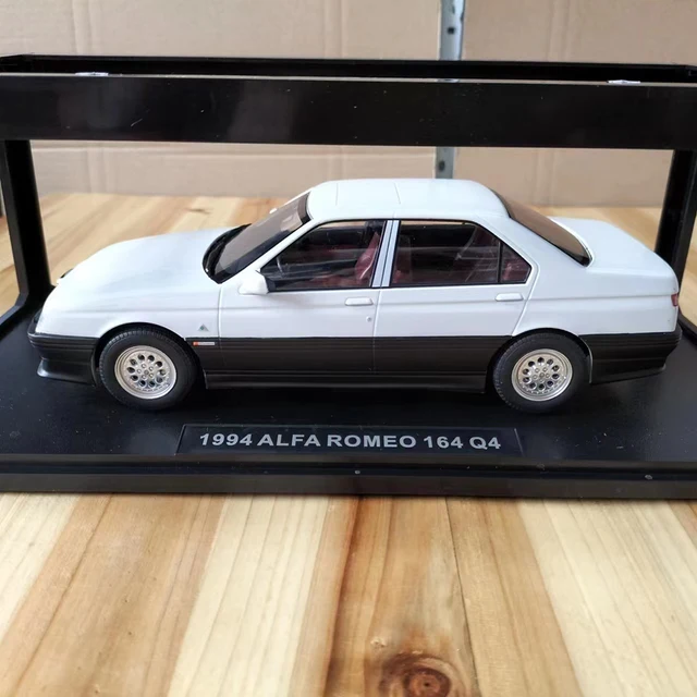 トリプル9 1/18 アルファロメオ 164 Q4 1994 (ホワイト) Triple 9 1/18 Alfa Romeo 164 Q4 1994 ホワイト アルファロメオ