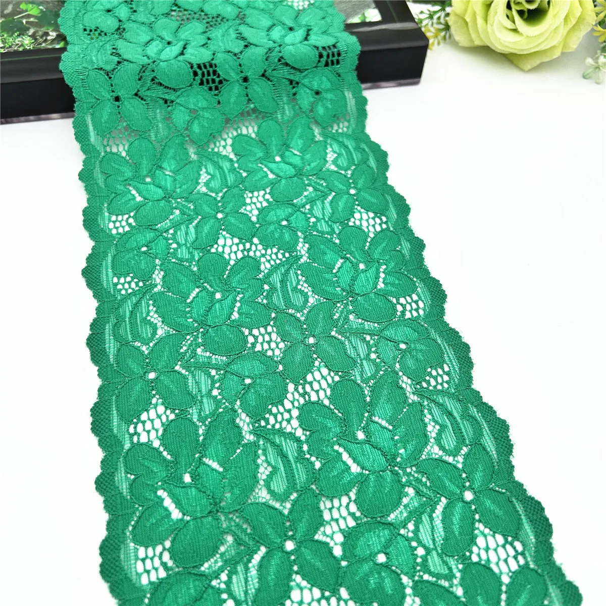 5y/lot Width 14cm Green Stretch Lace Trim 1