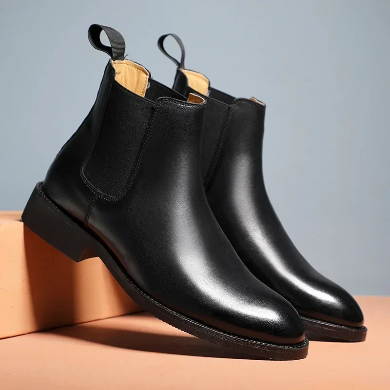 

Spring/ Winter Elegant Chelsea Boots Leather Men Couple Shoes Size 35 47 Slip-on Dress Formal Boots Model Fashion Show222