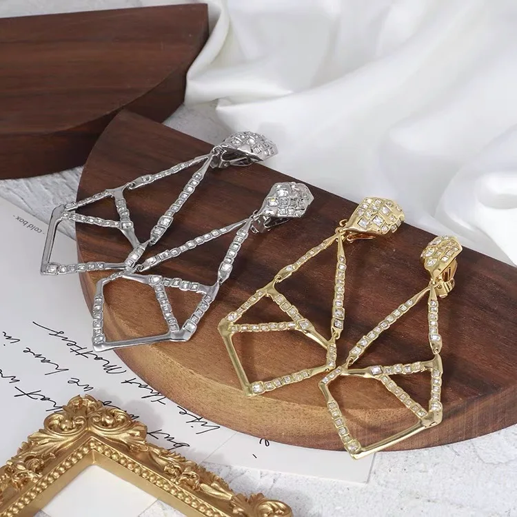 

Earrings Light Luxury Temperament Personality Exaggerated Fashion Trend Casual Ear Clips For Women Aretes De Mujer Pendientes