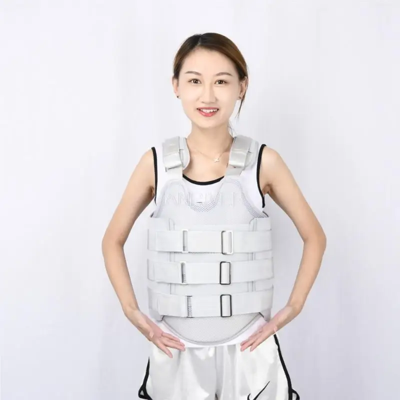 Low-temperature thermoplastic thoracic lumbar fracture fixed with a thoracolumbar spinal column brace with airbags