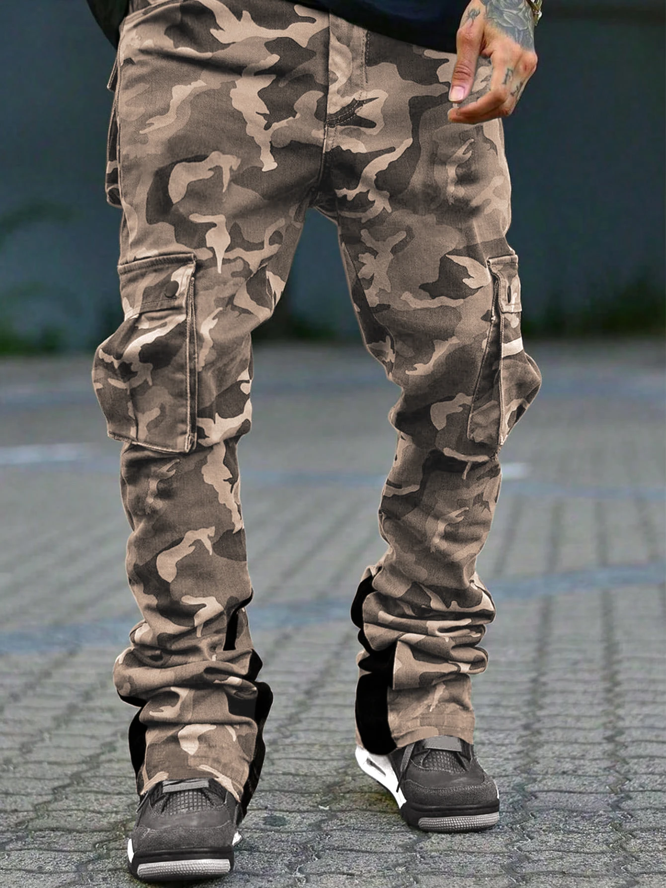 Neue Camo-Hose für Herren, modische Outdoor-Hose mit weitem Bein, große Taschen, dekorative gewebte Schlaghose, geeignet für junge Freizeitkleidung – Detail 15