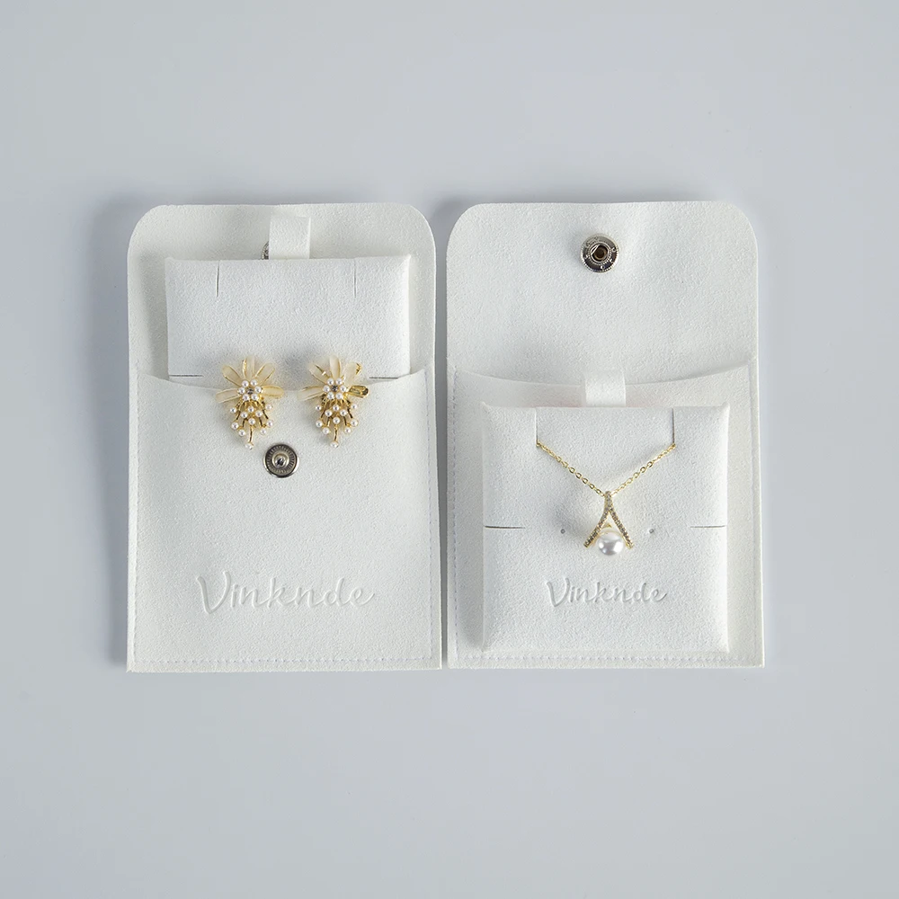 Weißer Mikrofaser-Schmuckbeutel mit Halter, individuell geprägtes, gestempeltes Logo, Wildleder-Schmuck, Ohrringe, Halskette mit Einsatzkartenblöcken – Detail 3