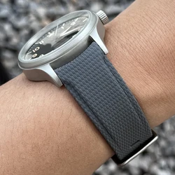 Curved End Soft Fluorine Rubber Waterproof Watch Band Strap - 22mm (Grey)