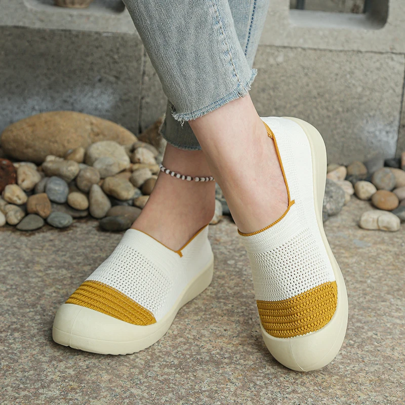 Atmungsaktive Strick-Slip-On-Schuhe für Damen, weiche, dicke Sohle, lässige Wanderschuhe, rutschfeste, bequeme Mutterschuhe