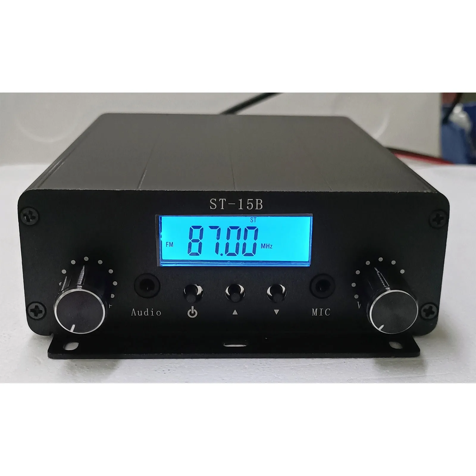 Wishcolor ST-15B V3 76MHz-108MHz 15W 스테레오 증폭기 FM 방송 송신기 오디오+마이크 입력(BNC 인터페이스)