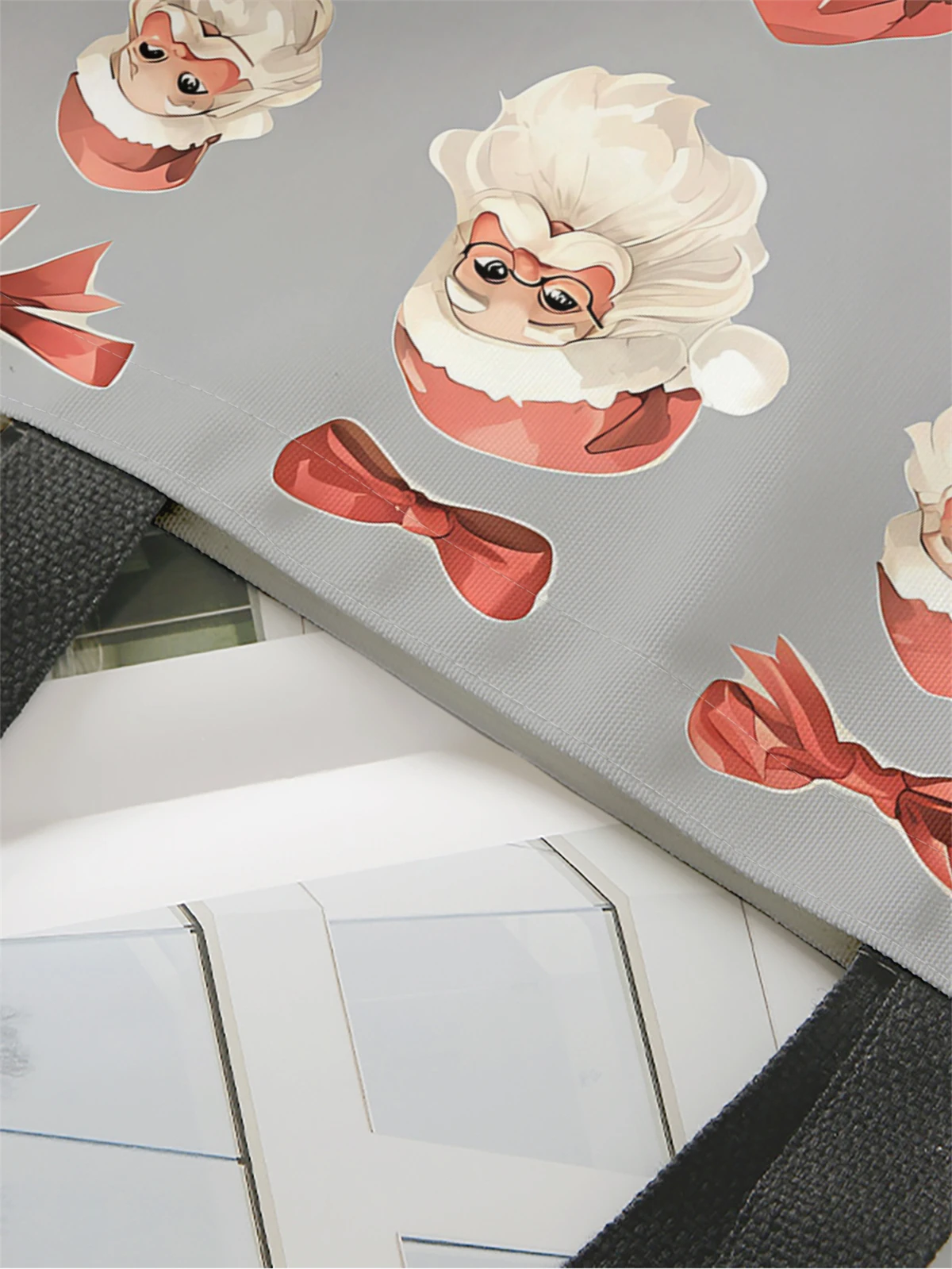 1pc,cartoon Santa Claus handbag, reusable fashionable handbag, multifunctional handbag, printed canvas shopping bag