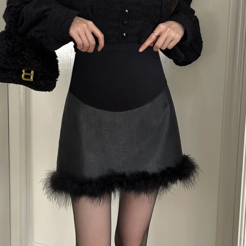 Autumn Winter Pregnancy Clothes Solid Color Elegant Maternity Belly PU Leather Skirt Faux Fur Hem Patchwork Pregnant Woman Skirt