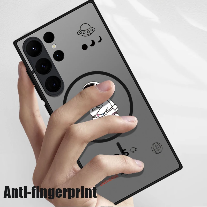 Magnetic Cute Astronaut Matte Phone Cover