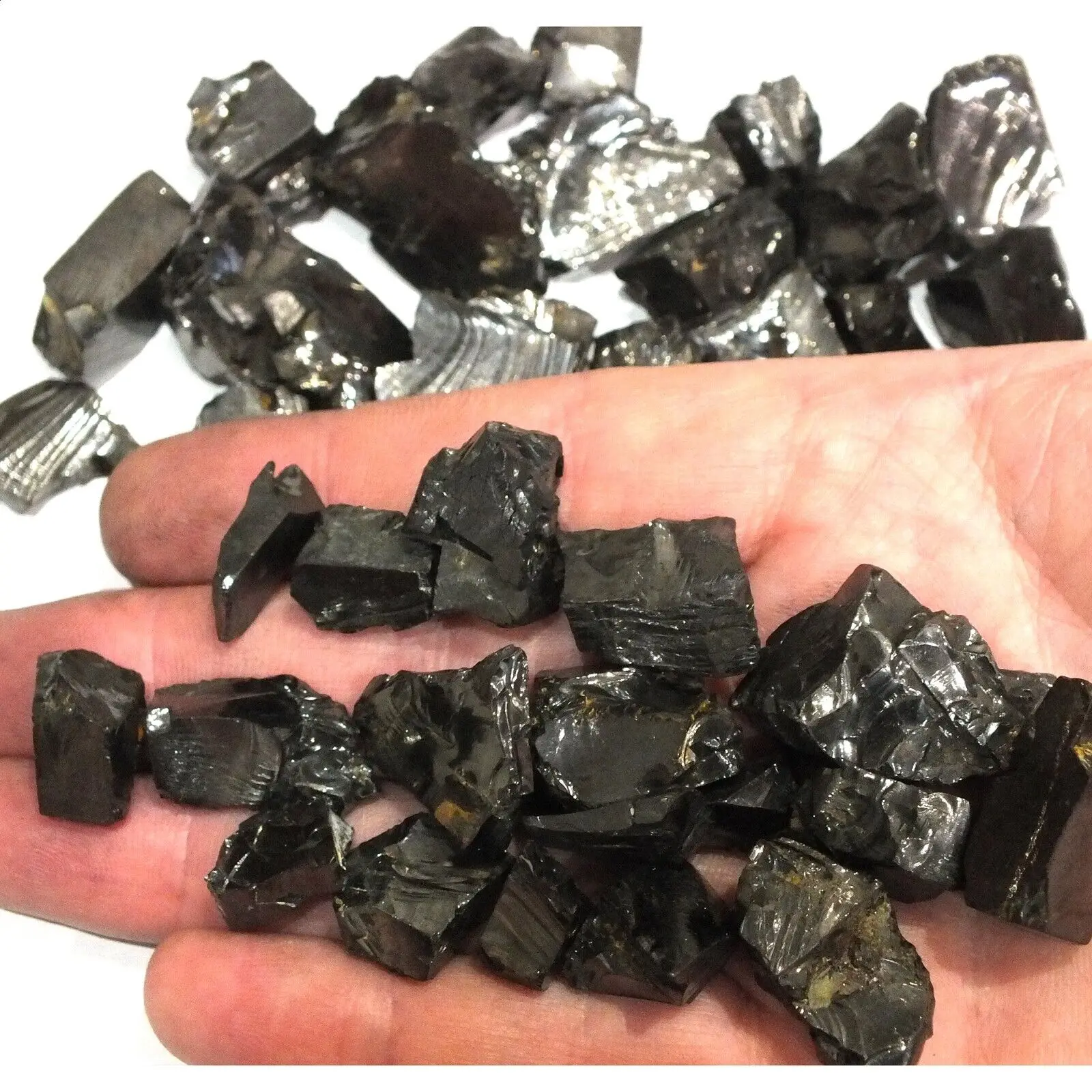 Shungite Elite Stones for Water Purification, 25 g of Silvery Shine Raw Elite Noble Shungite Detoxification Stones for Water Fil 3