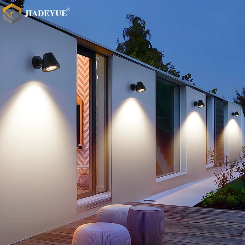 Outdoor waterproof LED wall lamp spotlight IP65 villa garden balcony door wall spotlight indoor and outdoor lighting