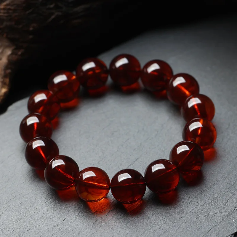 

Браслет из янтарного пчелиного воска, с круглыми бусинами