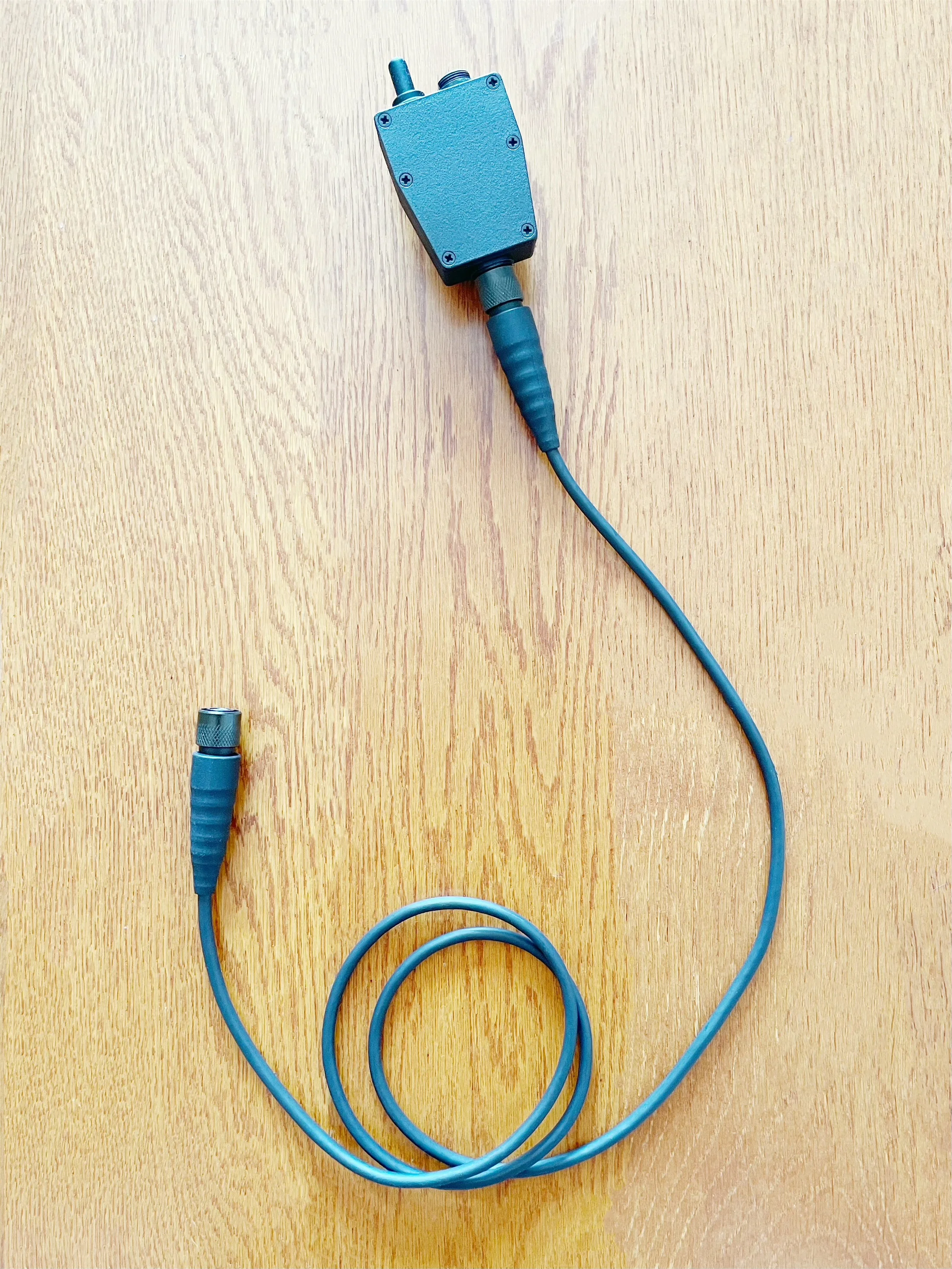 

Reprint 10PIN TEA UNIVERSAL G-SWTIH G PTT DEVGRU DG