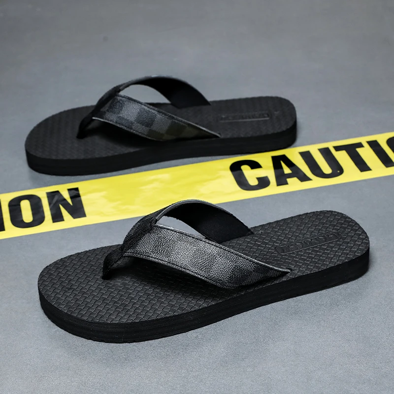 Men Slippers Outdoor Flip Flops Summer Open Toe Non-slip Home Flat Shoes Breathable Soft Trendy Men Beach Slippers soft slippers summer slippers men shoes
