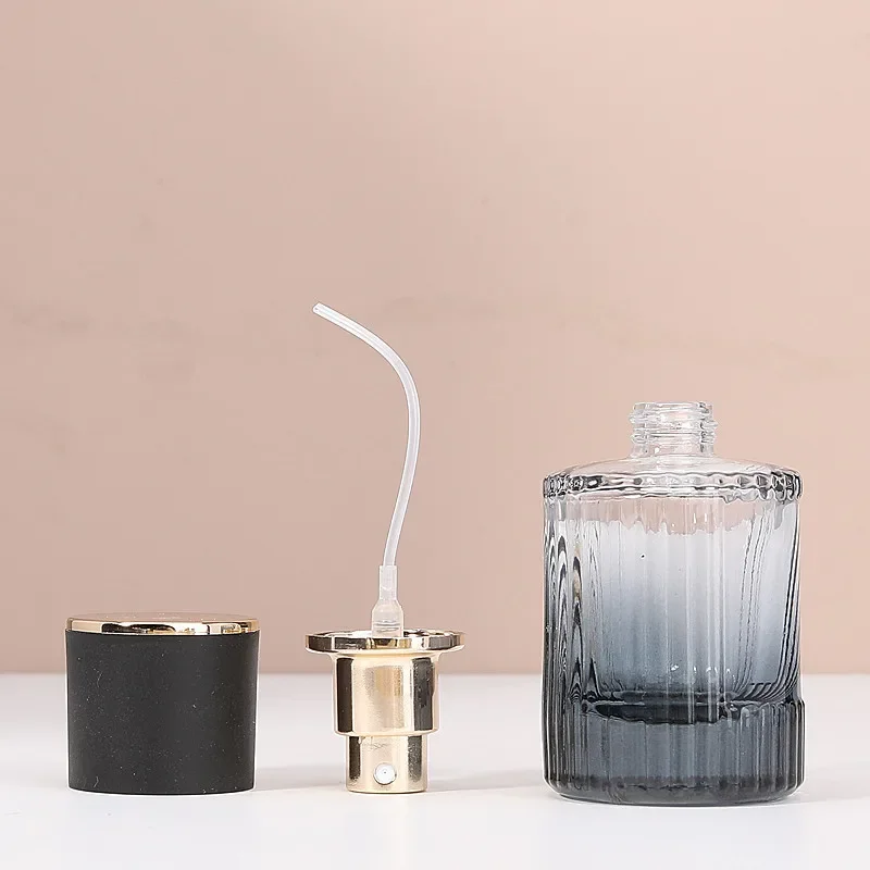 【新品】ゴールド トラベルスプレー 入れ物のみ（リフィルなし） Amazon.co.jp: Foraineam 12個パック 1オンス / 30ml クリア