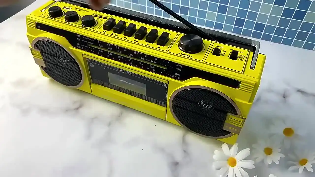 Just In Case AM/FM Radio レトロなラジオ 2個セット Just In Case AM/FM Radio レトロなラジオ 2個セット Just In