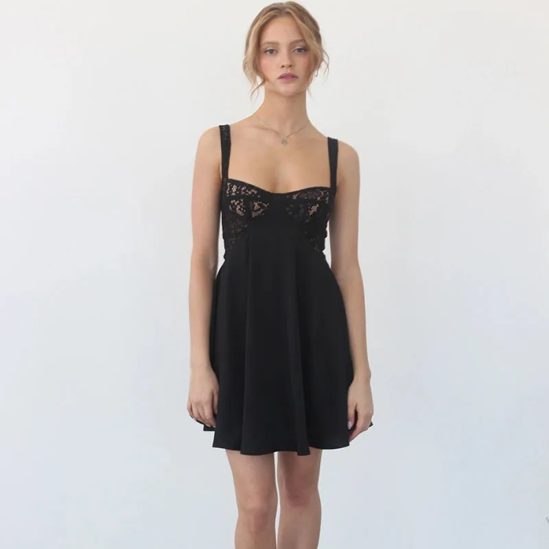 

Облегающее платье-кофта с открытой спиной, на одно плечо, без рукавов