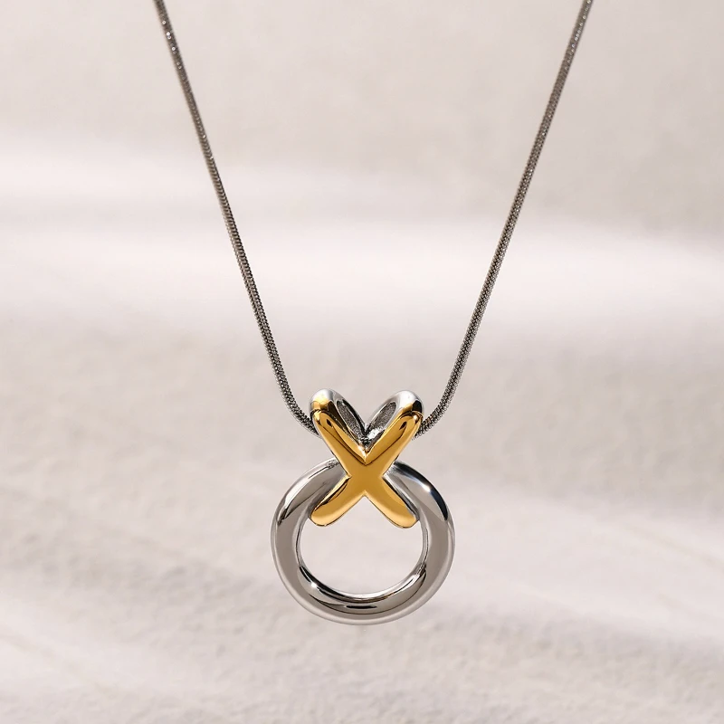 XO Integrierte Geometrische Anhänger Edelstahl Männer Frauen Licht Luxus Mode OL Halsketten Charme Schmuck Geburtstag Geschenk