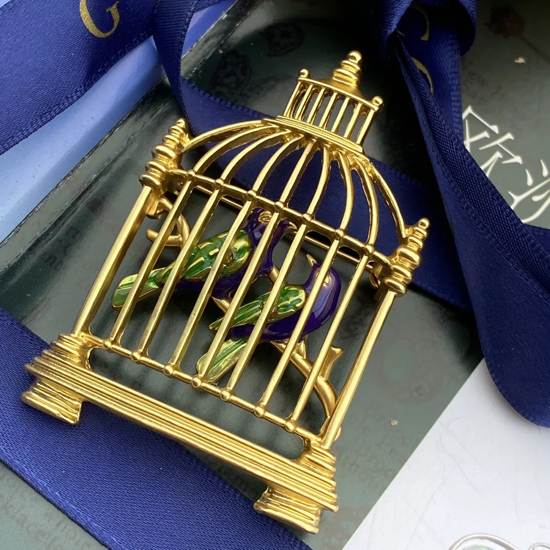 Medieval vintage simple and elegant vintage handmade enamel birdcage brooch