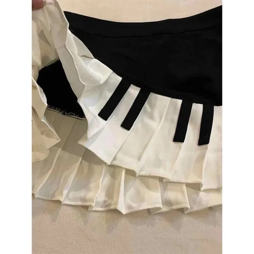 Women's Vintage Piano Key Skirt Black White Contrast Pleated Mini Skirt Y2K Harajuku Empire Waist Slim Short Skirt Streetwear 3